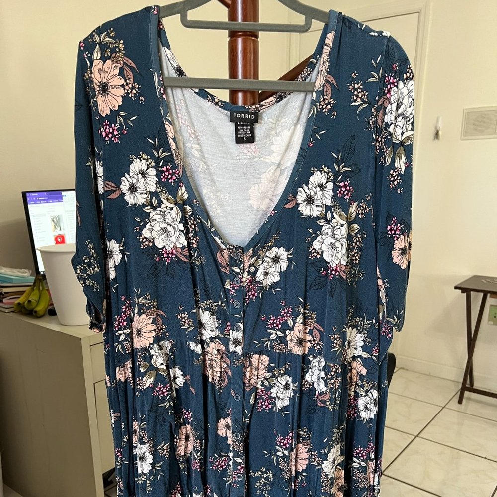 Torrid Size 5 Tunic